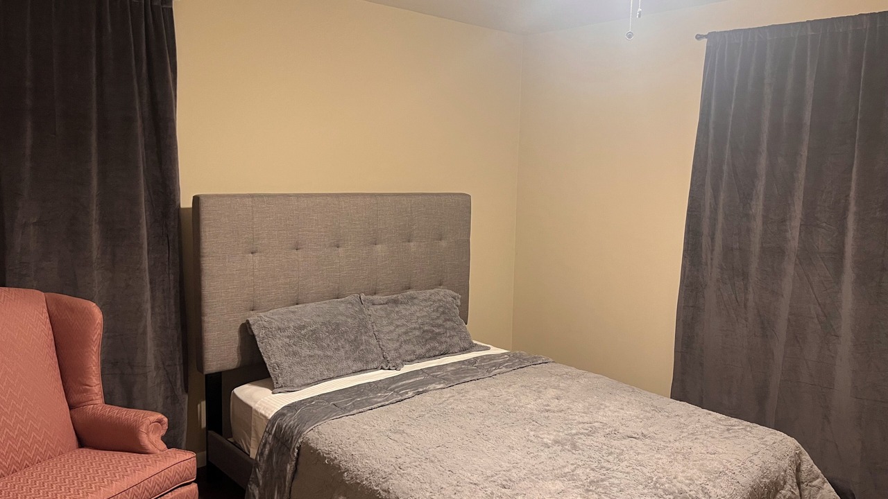 Photo of Bedroom in Anniston