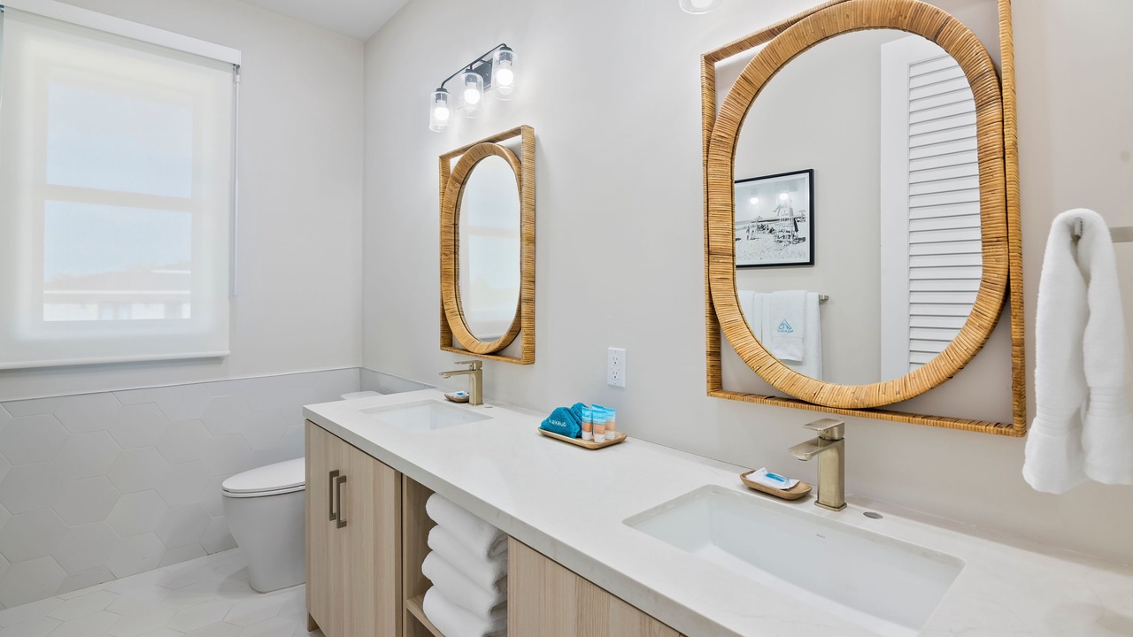 Photo of Bathroom in Farmer's Hill