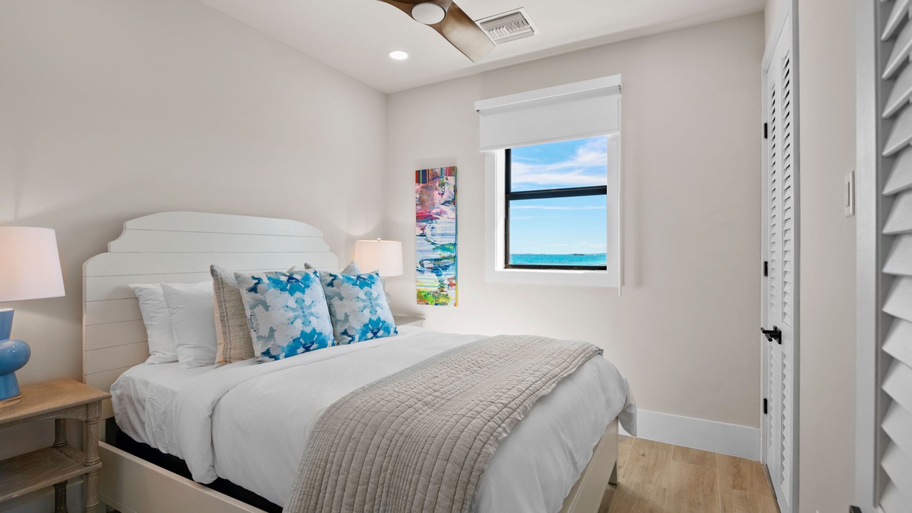Photo of Bedroom in Farmer's Hill