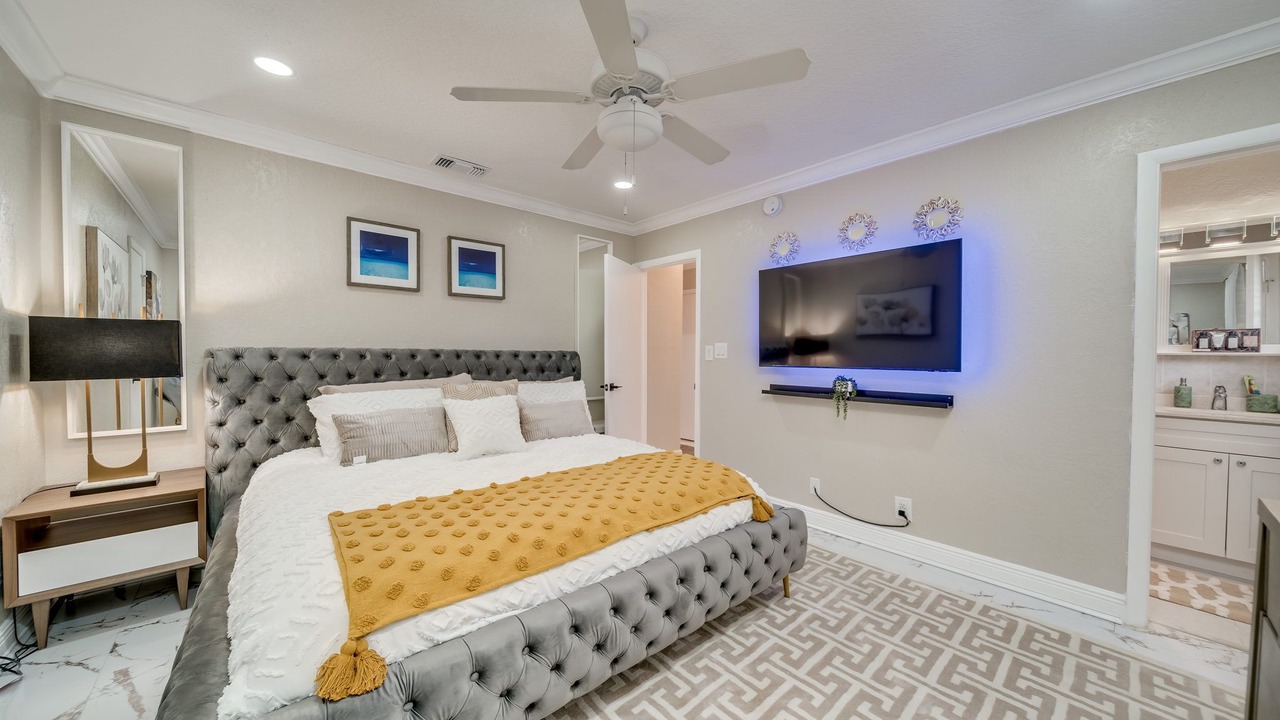 Photo of Bedroom in Central Fort Lauderdale