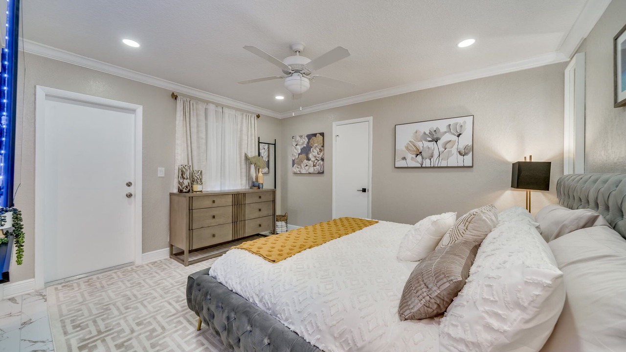 Photo of Bedroom in Central Fort Lauderdale
