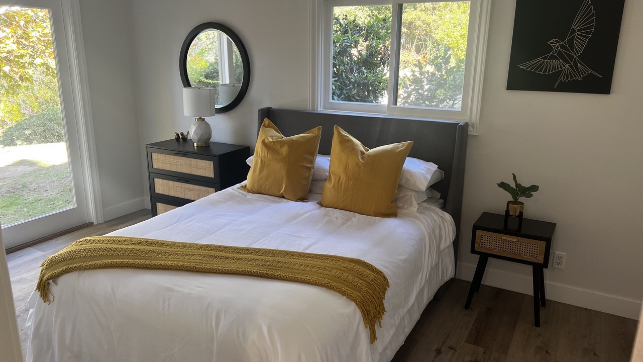 Photo of Bedroom in Calabasas