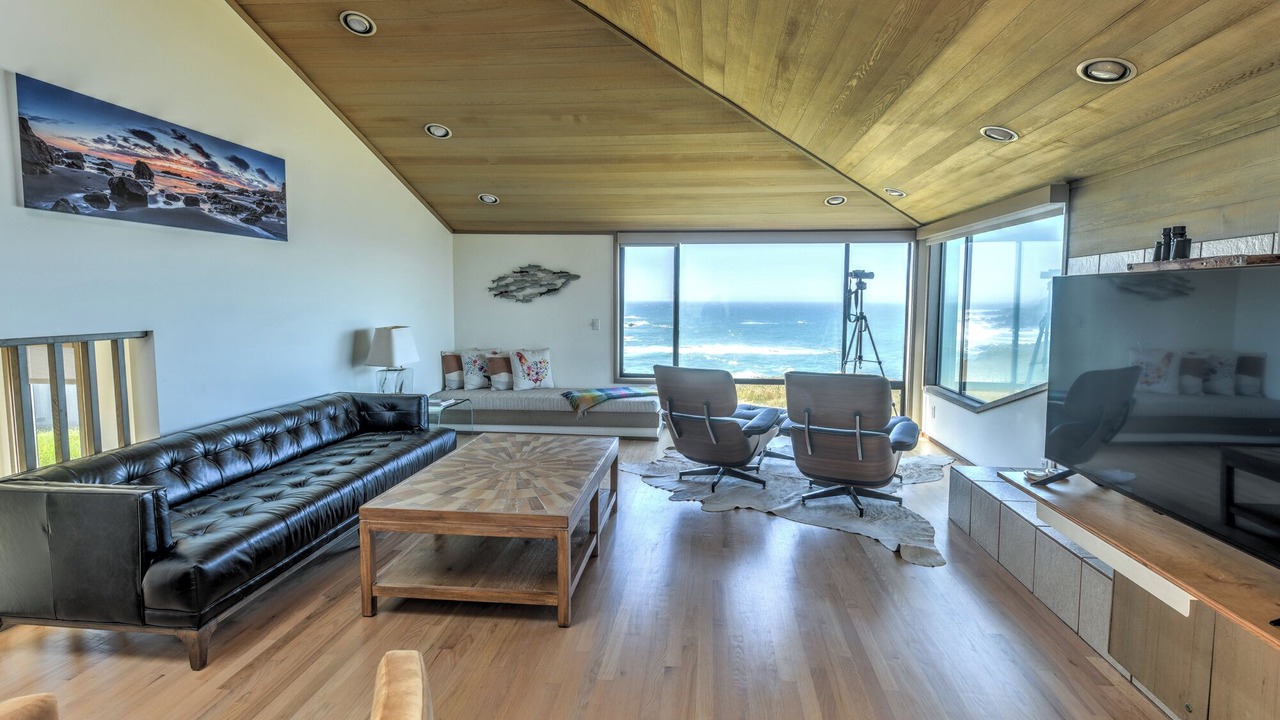 Photo of Livingroom in Sea Ranch