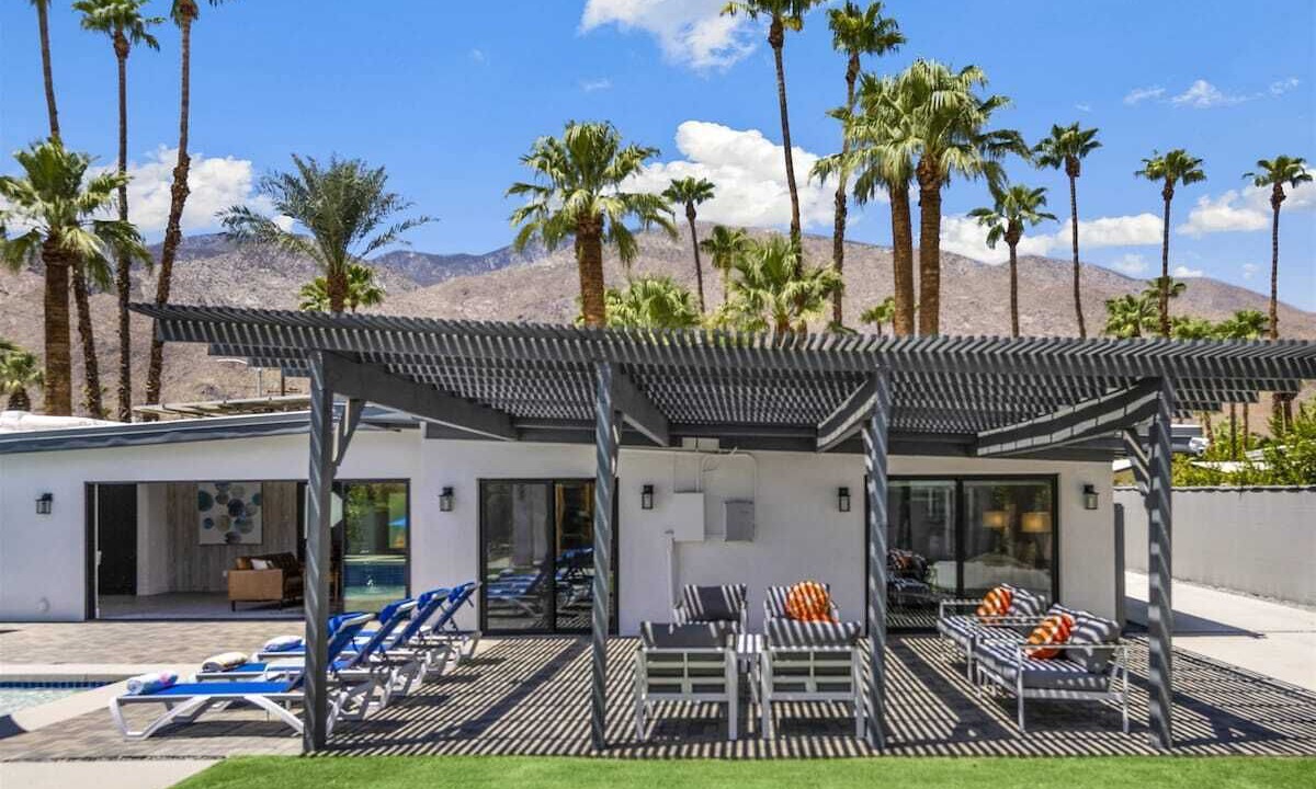 Photo of Patio Balcony in Warm Sands