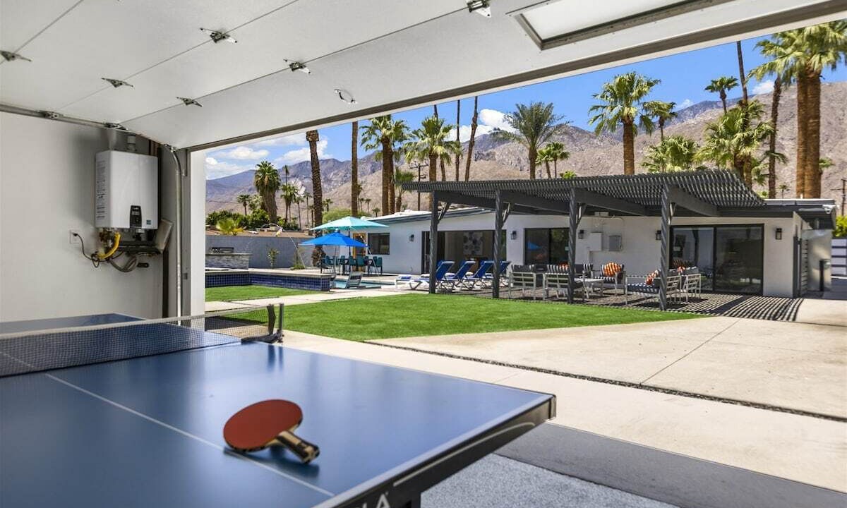 Photo of Outdoor in Warm Sands