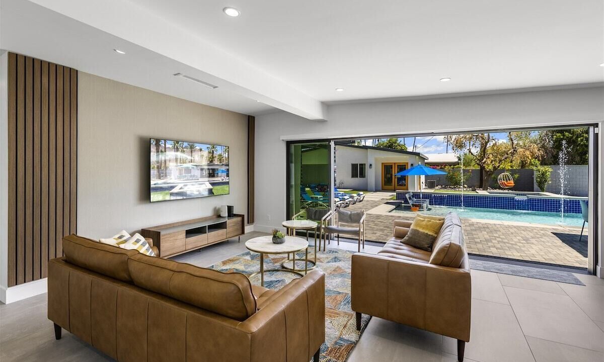 Photo of Livingroom in Warm Sands