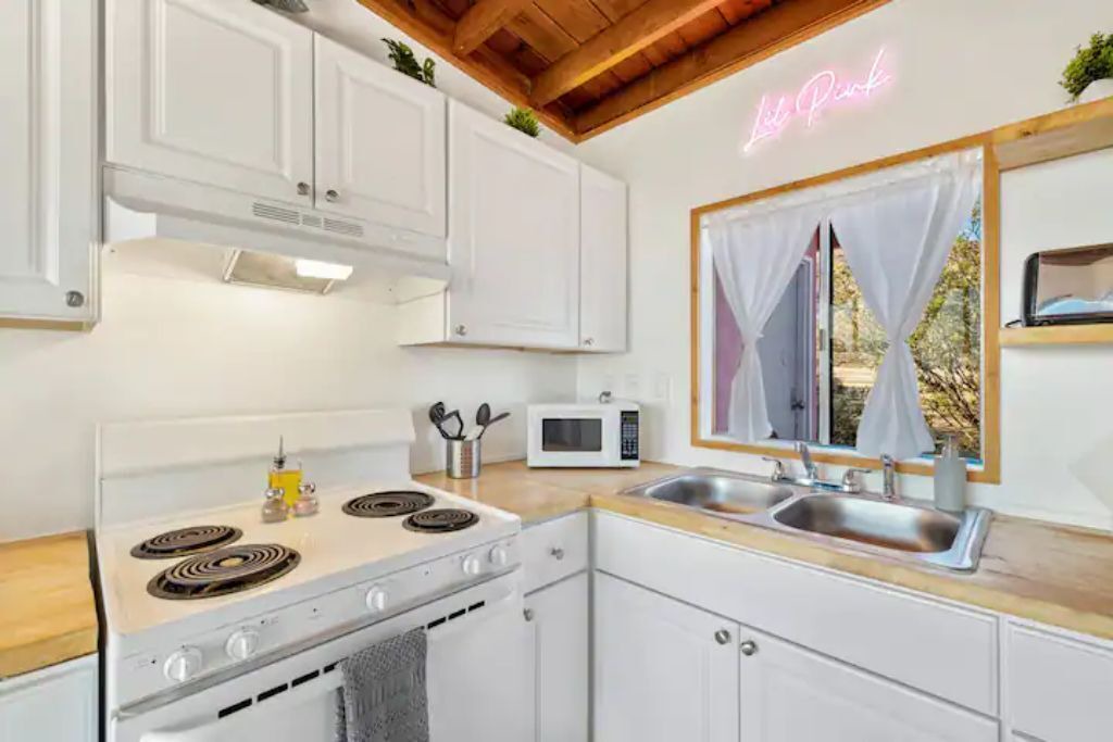 Photo of Kitchen in Morongo Valley