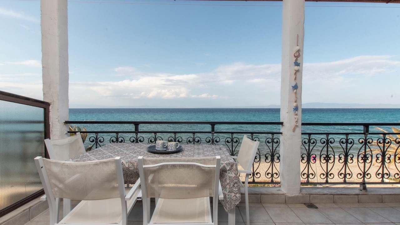 Photo of Outdoor in Polichrono