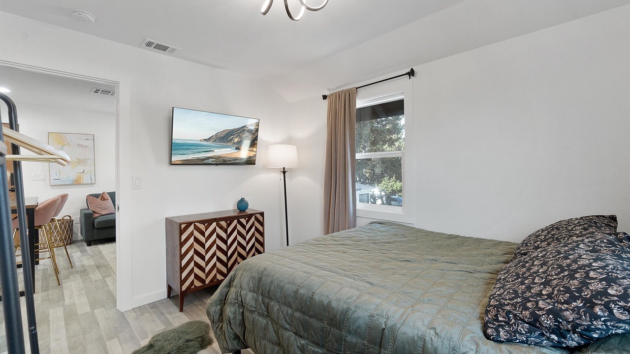 Photo of Bedroom in Santa Ana