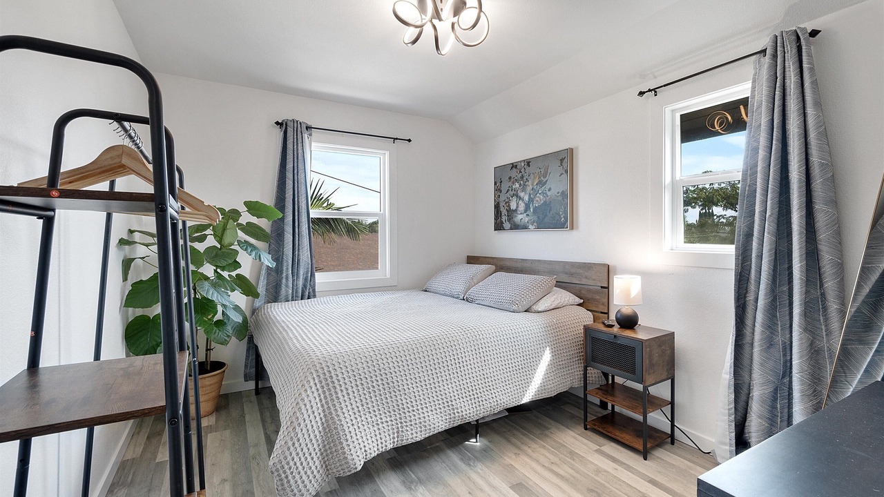 Photo of Bedroom in Santa Ana