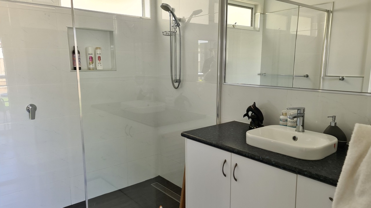 Photo of Bathroom in Tongala