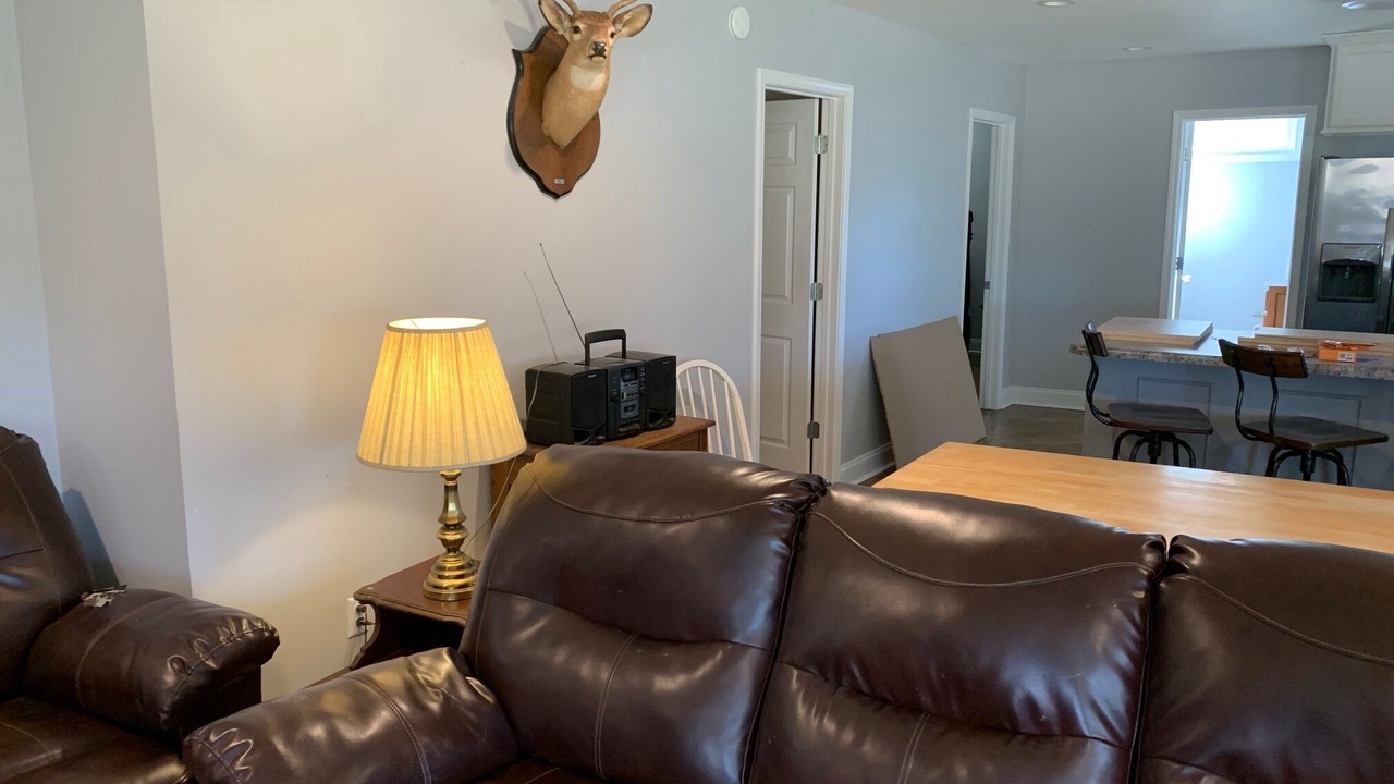 Photo of Livingroom in Rogersville