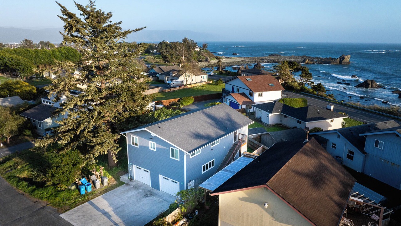 Photo of Outdoor in Crescent City North