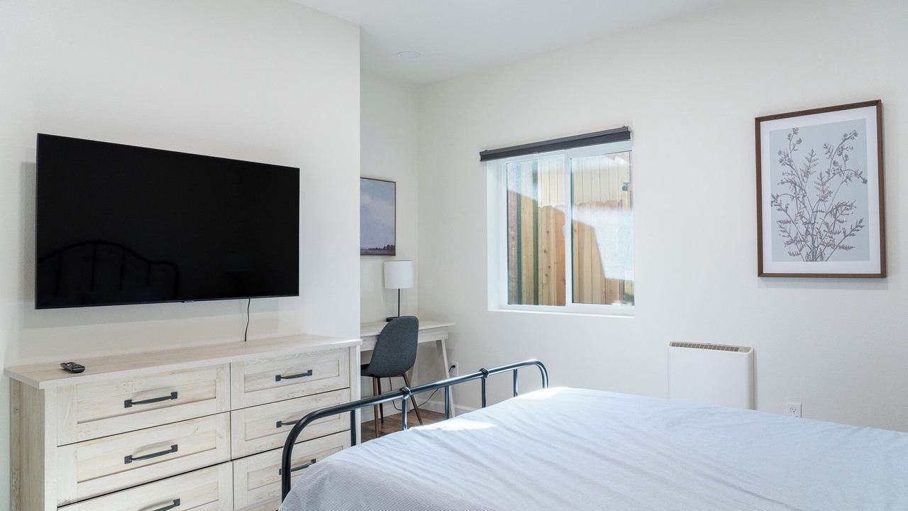 Photo of Bedroom in Crescent City North