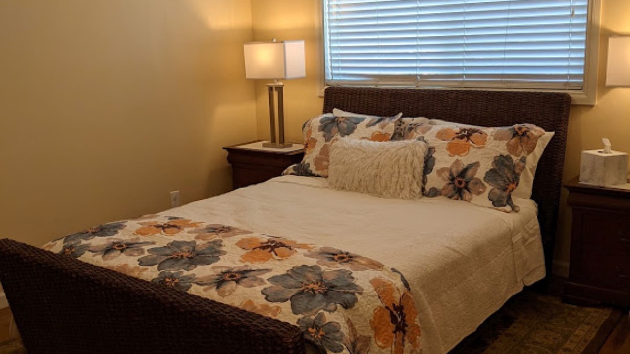 Photo of Bedroom in Downey