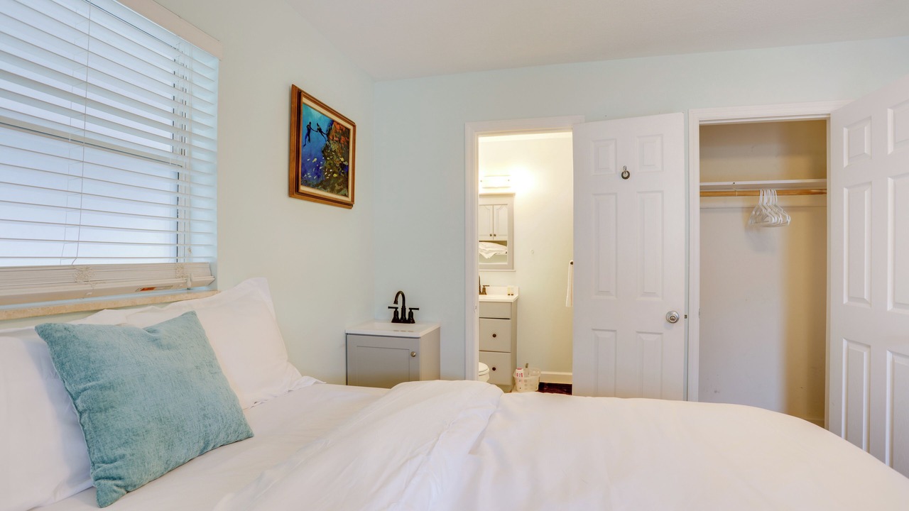 Photo of Bedroom in North River Shores