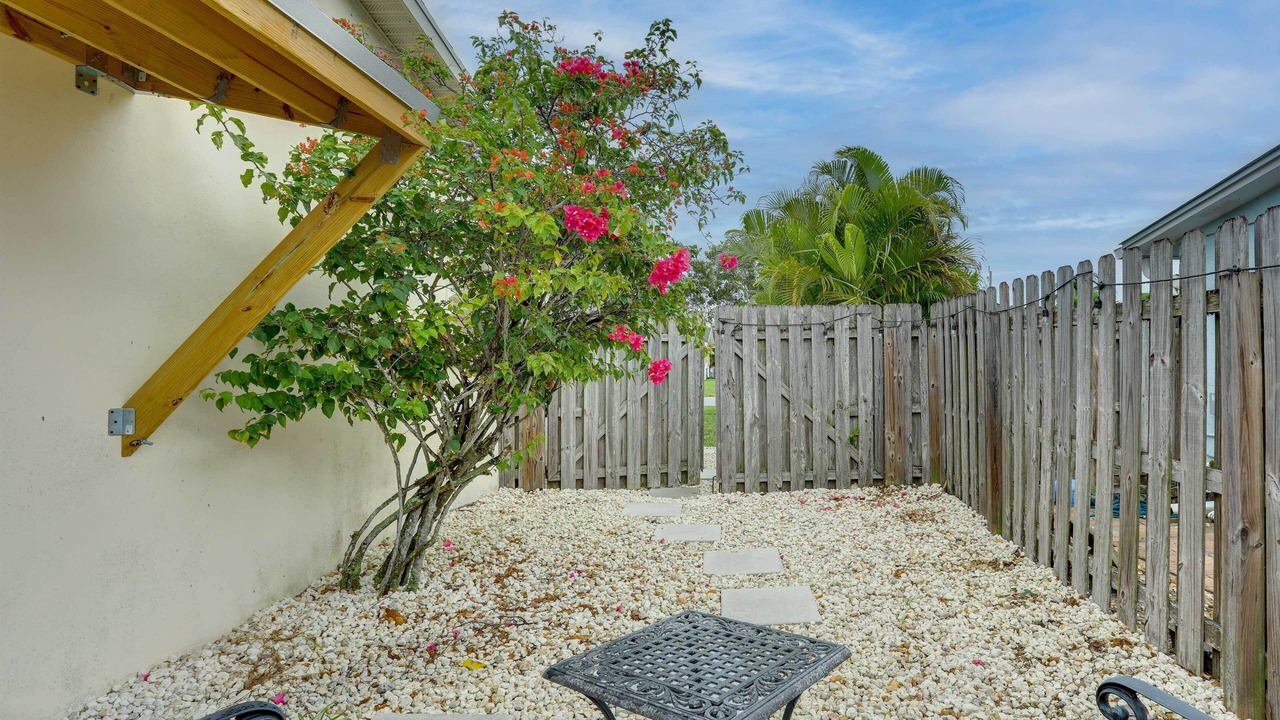 Photo of Patio Balcony in North River Shores