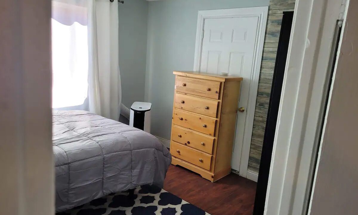 Photo of Bedroom in South Gate