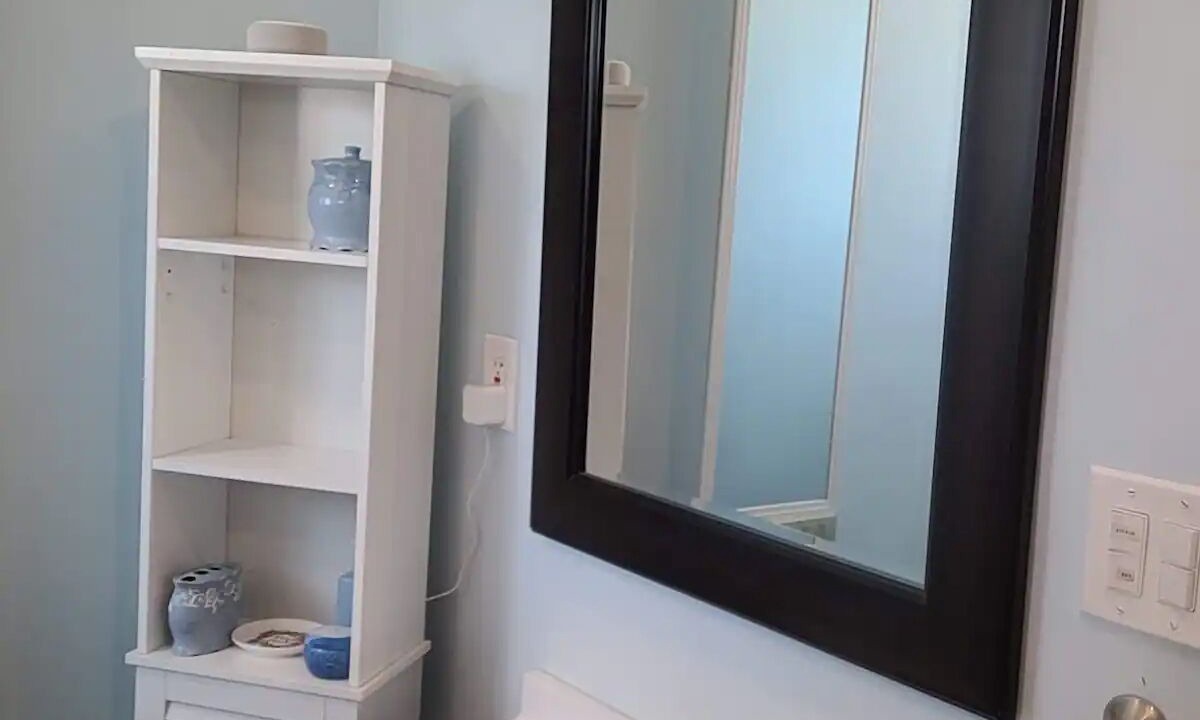 Photo of Bathroom in South Gate
