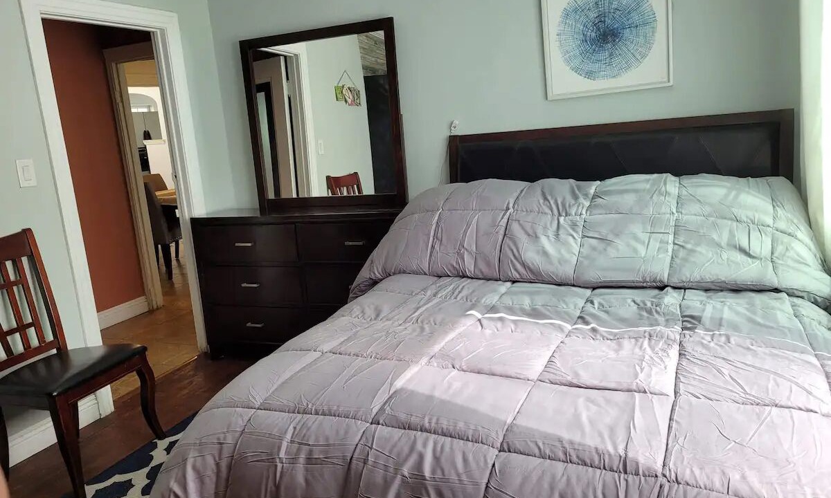 Photo of Bedroom in South Gate