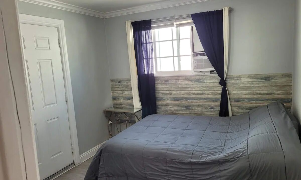 Photo of Bedroom in South Gate