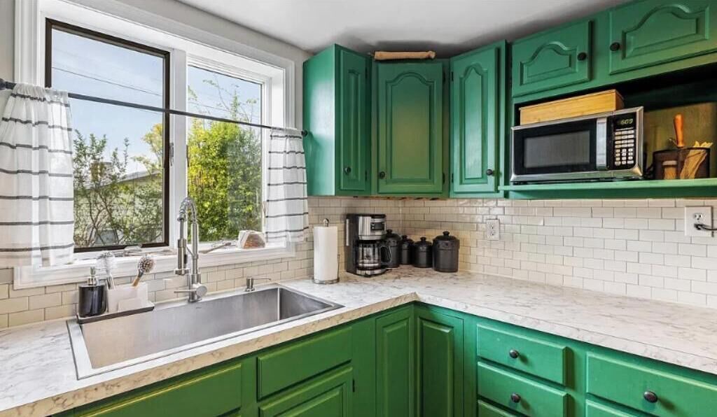 Photo of Kitchen in Lake View