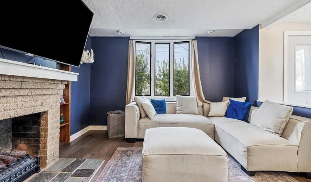 Photo of Livingroom in Lake View