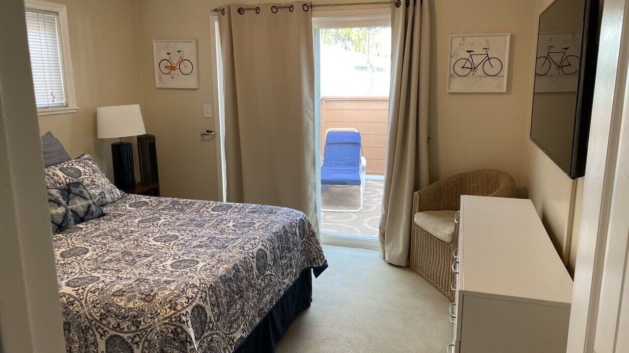 Photo of Bedroom in Balboa Island