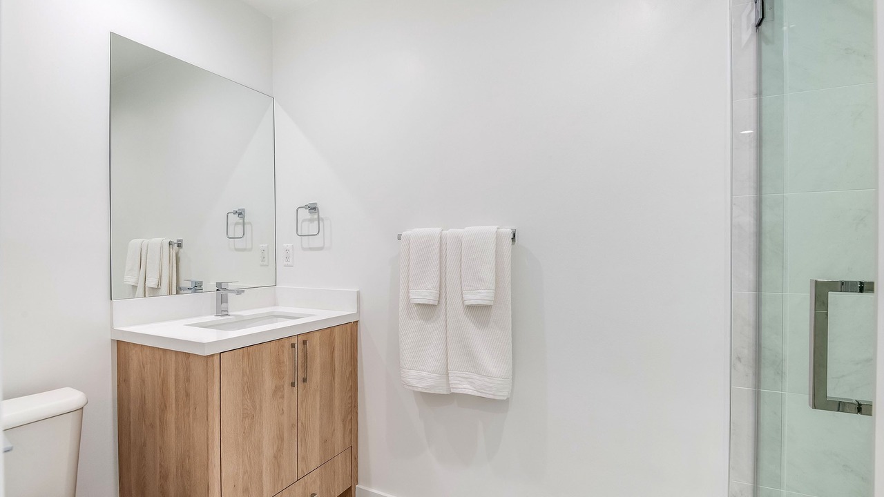 Photo of Bathroom in Encino