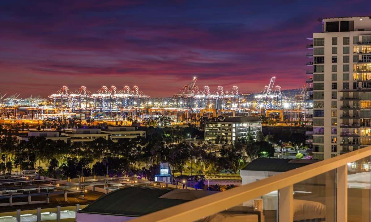 Photo of Outdoor in Waterfront