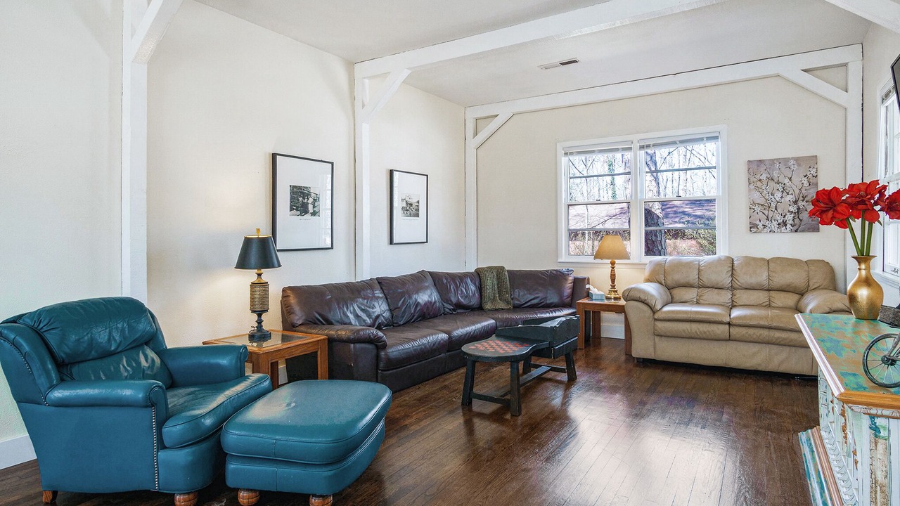 Photo of Livingroom in Sand Ridge