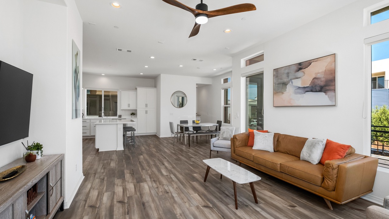 Photo of Livingroom in Irvine