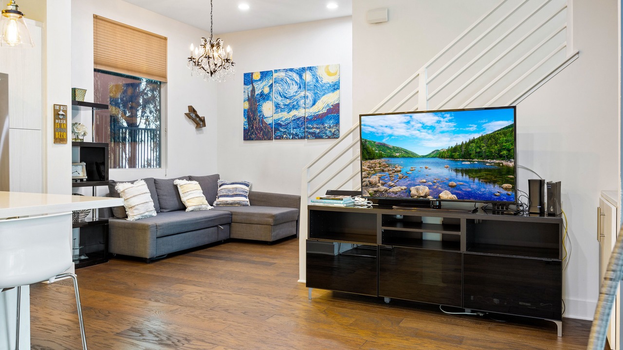 Photo of Livingroom in Silver Lake