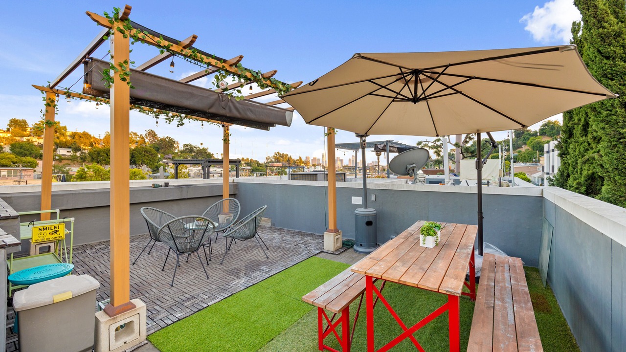 Photo of Outdoor in Silver Lake