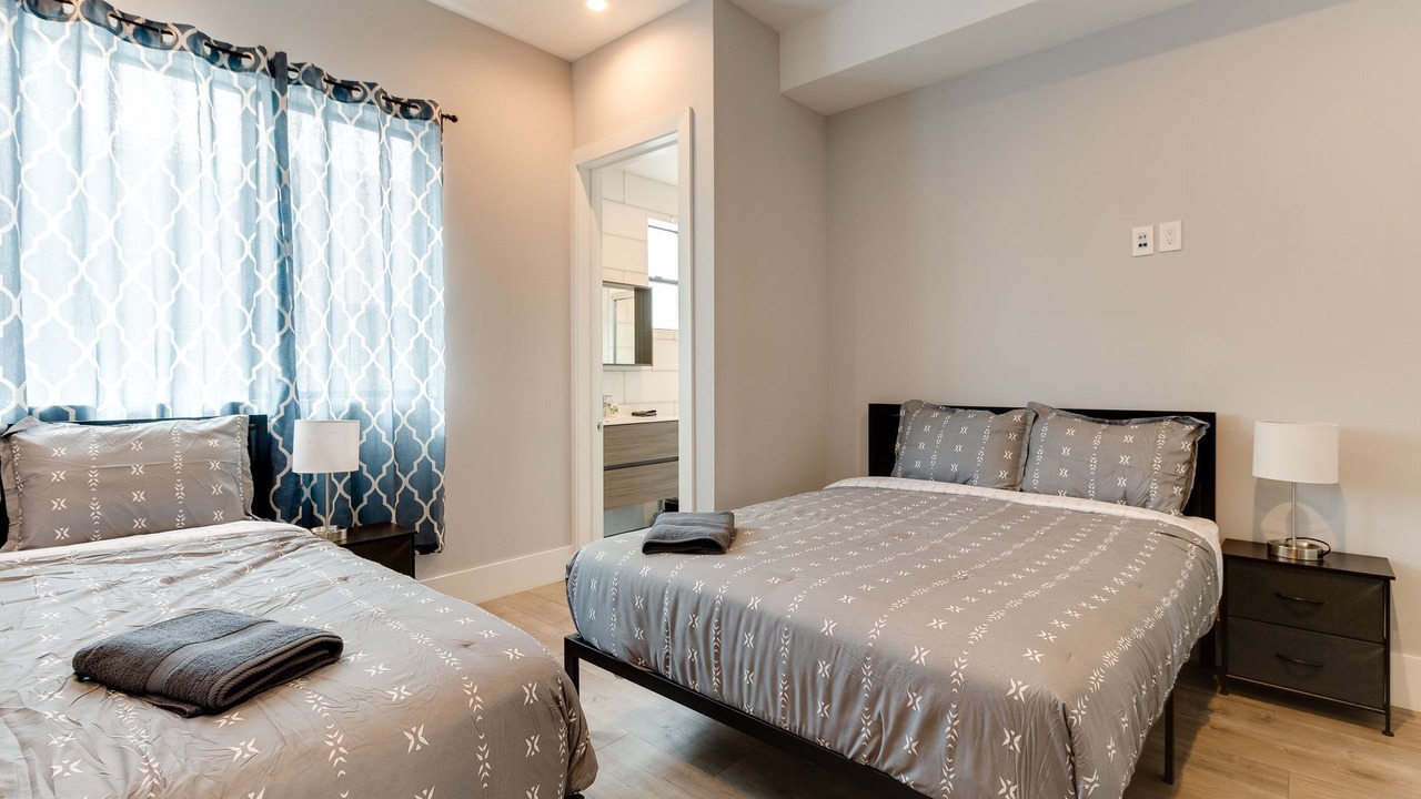 Photo of Bedroom in Mid City