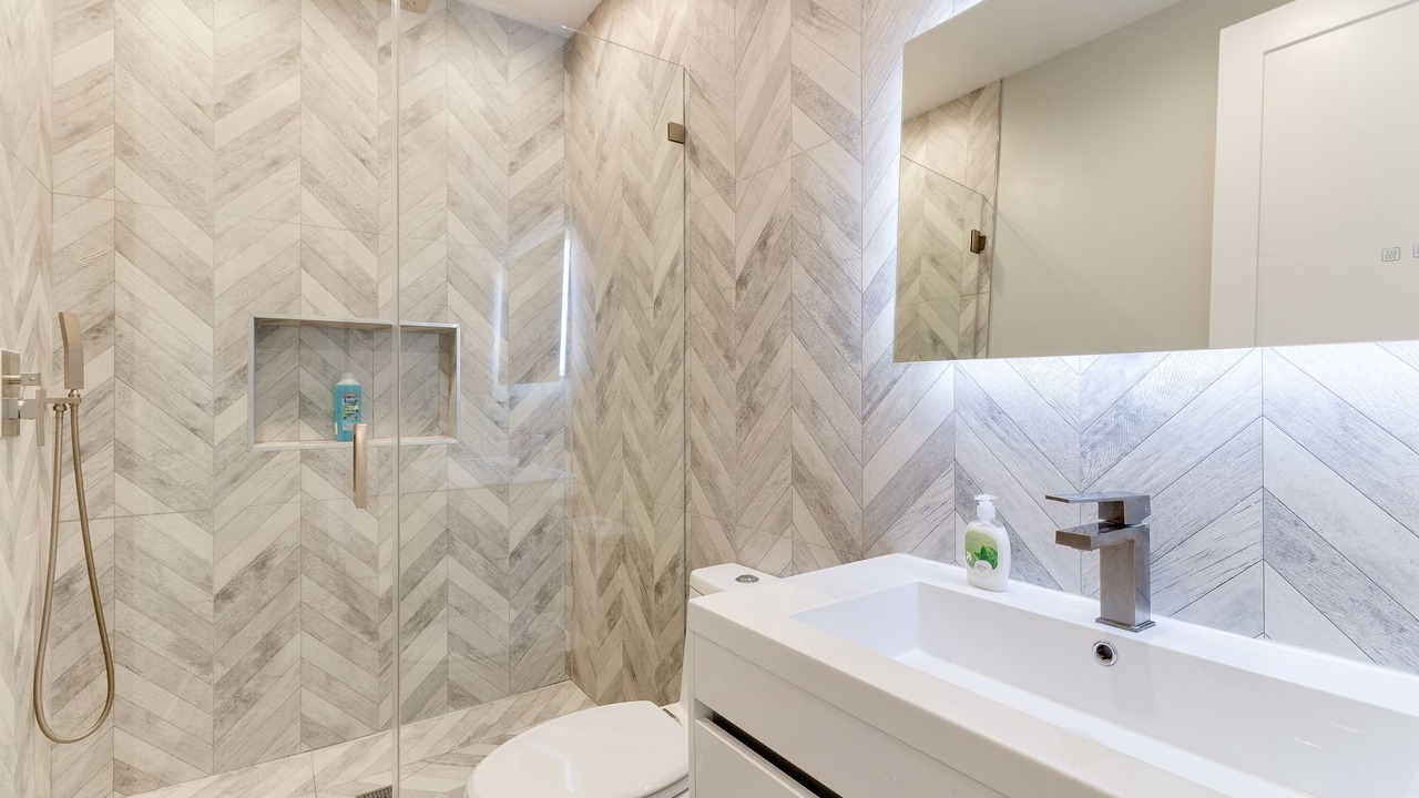 Photo of Bathroom in Mid City