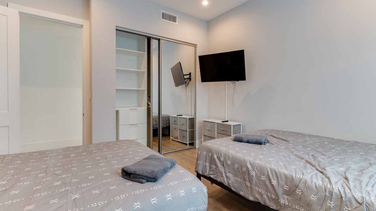 Photo of Bedroom in Mid City