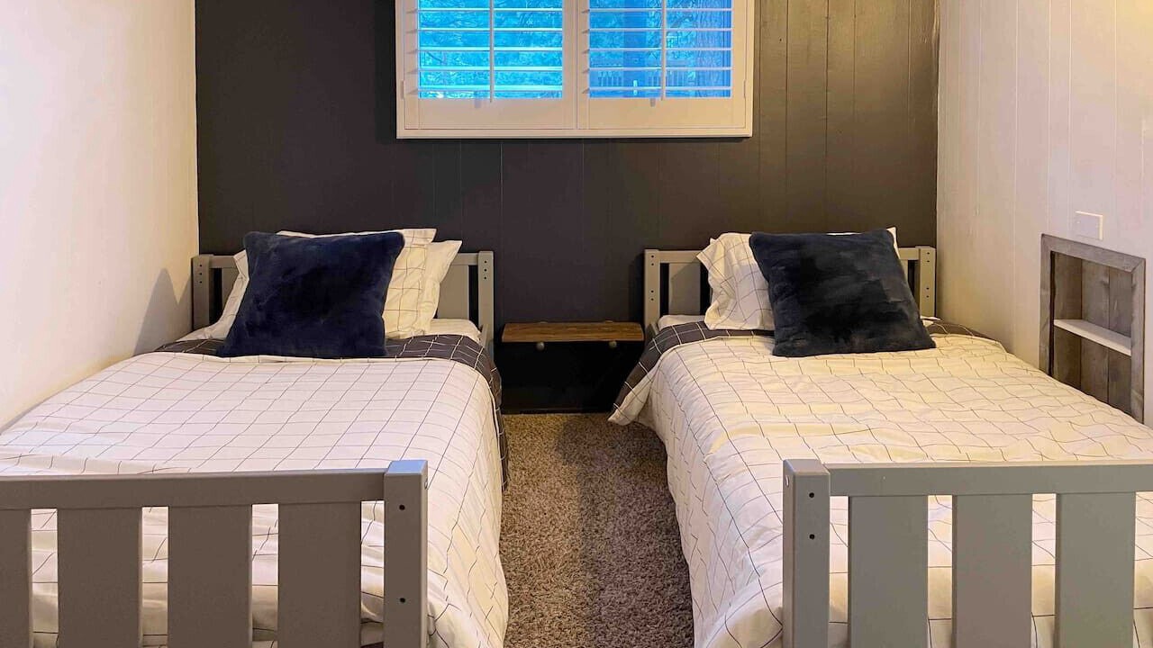 Photo of Bedroom in Wrightwood