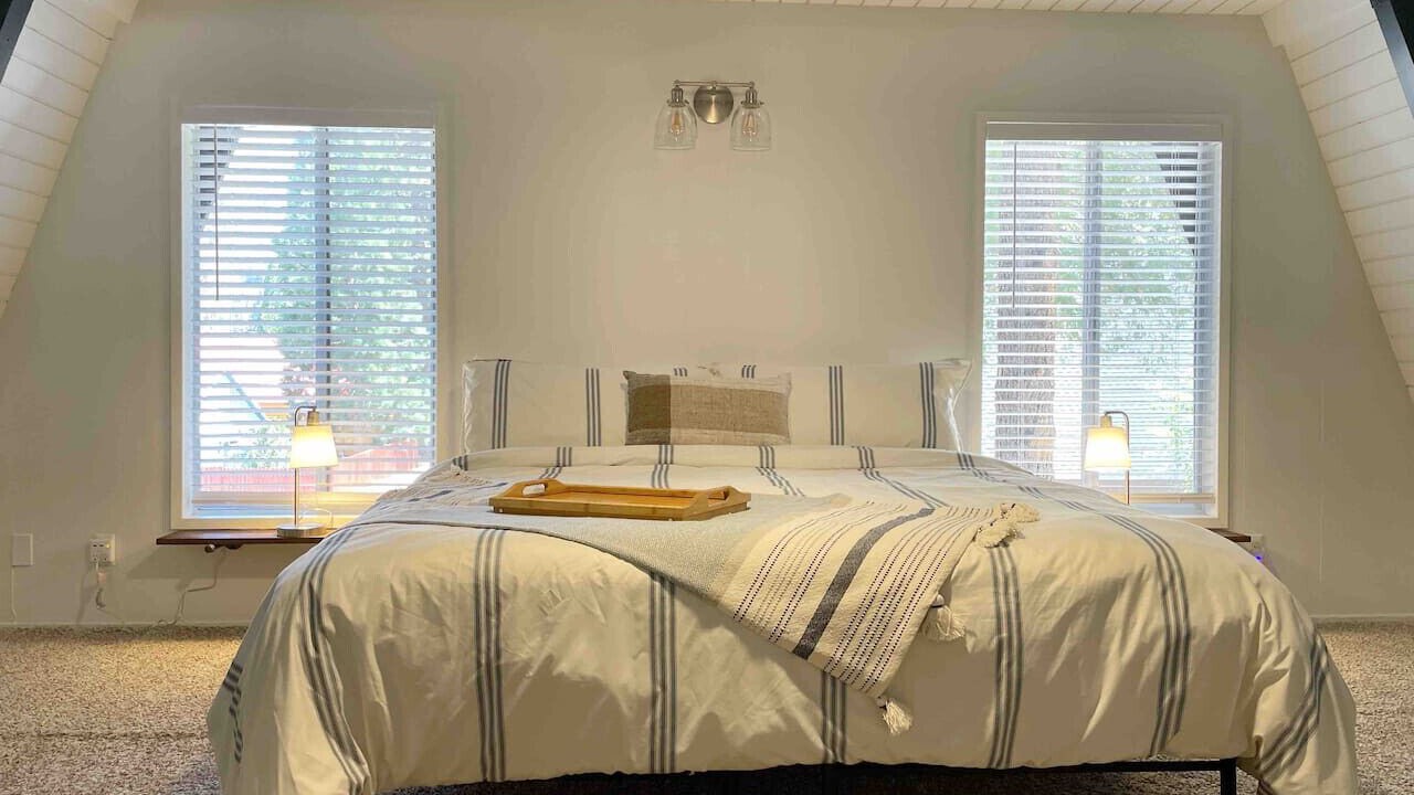 Photo of Bedroom in Wrightwood