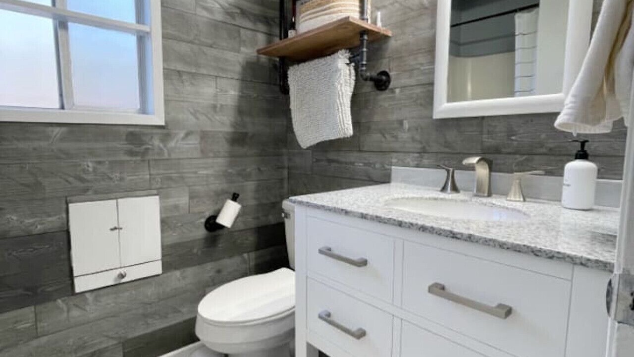 Photo of Bathroom in Wrightwood