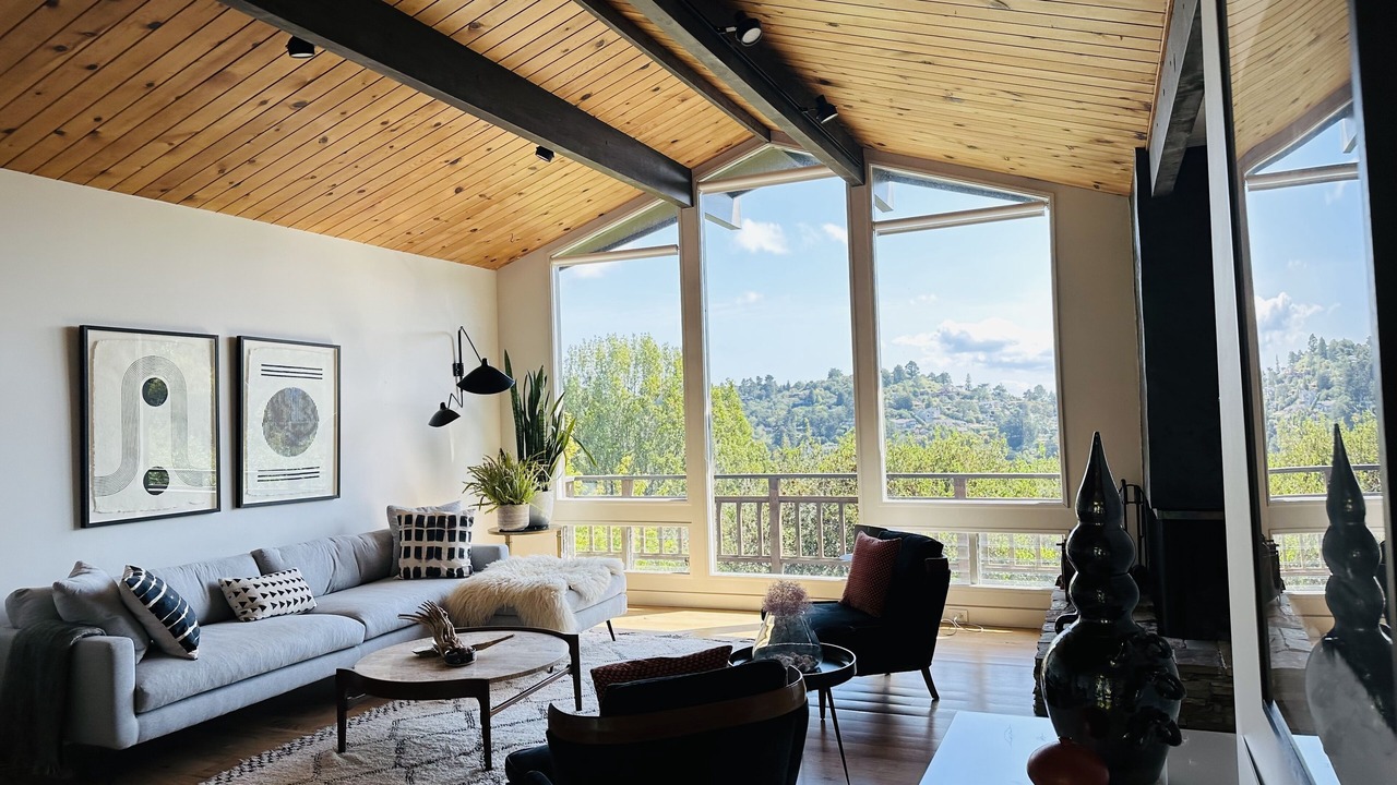 Photo of Livingroom in Tamalpais-Homestead Valley