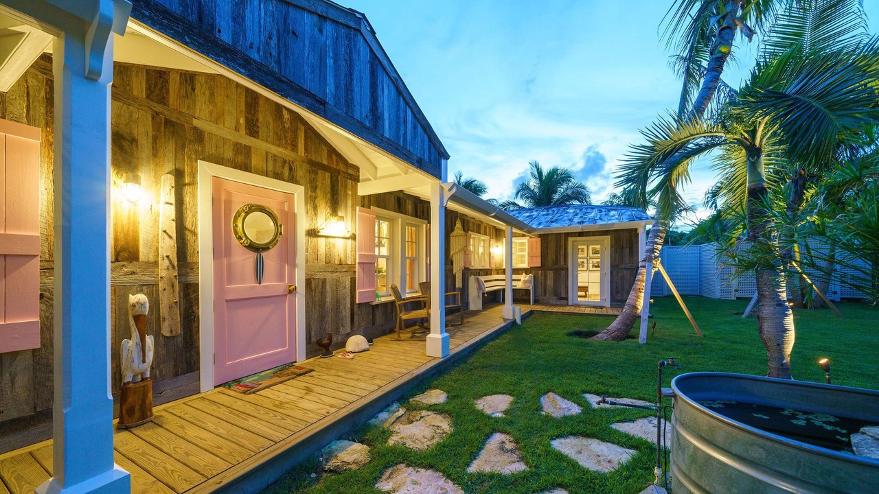 Photo of Patio Balcony in Dunmore Town