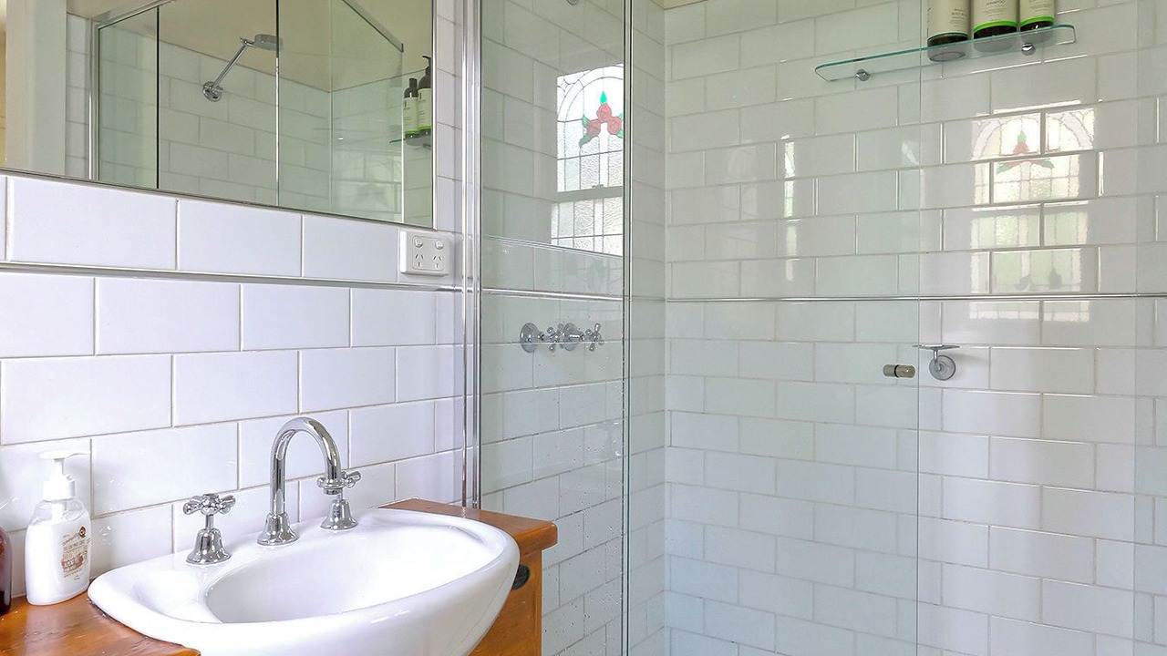 Photo of Bathroom in Quarry Hill