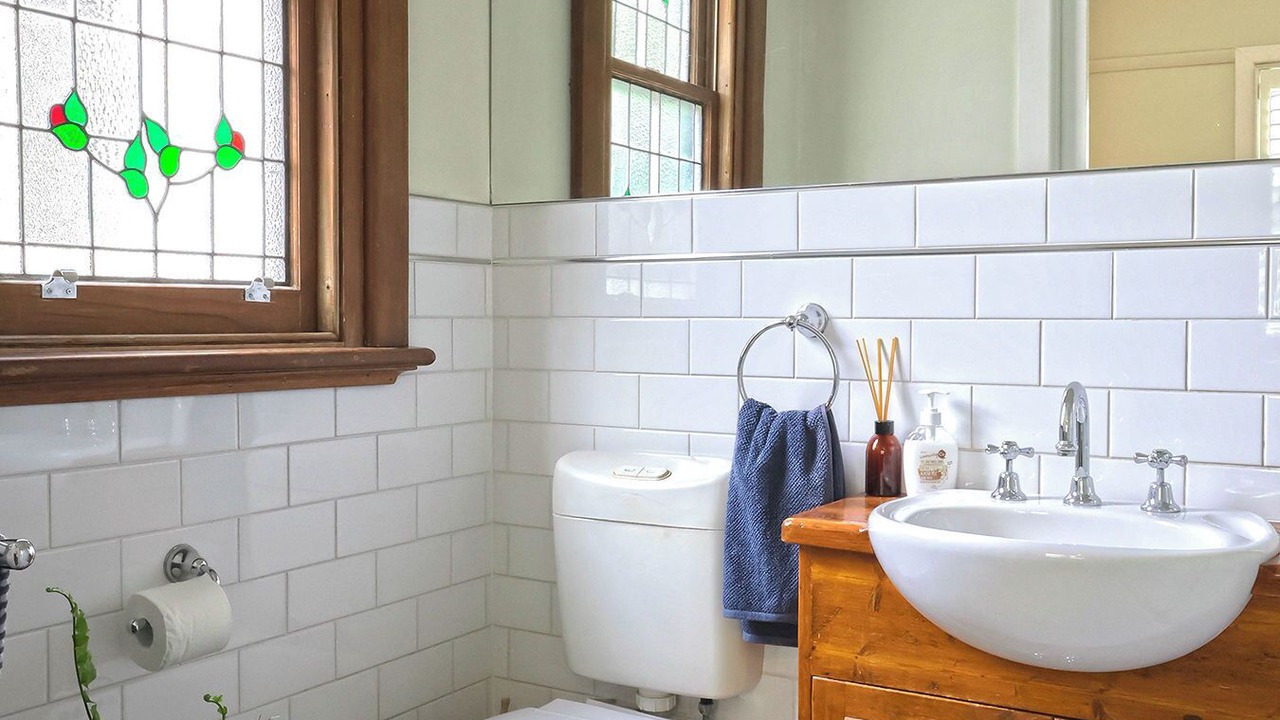 Photo of Bathroom in Quarry Hill