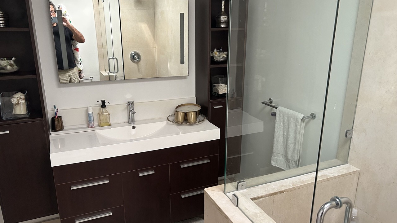 Photo of Bathroom in Key Biscayne