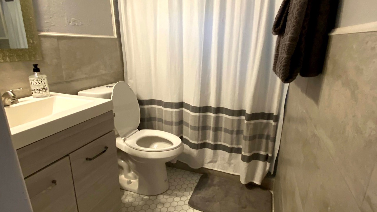 Photo of Bathroom in Estate Pearl