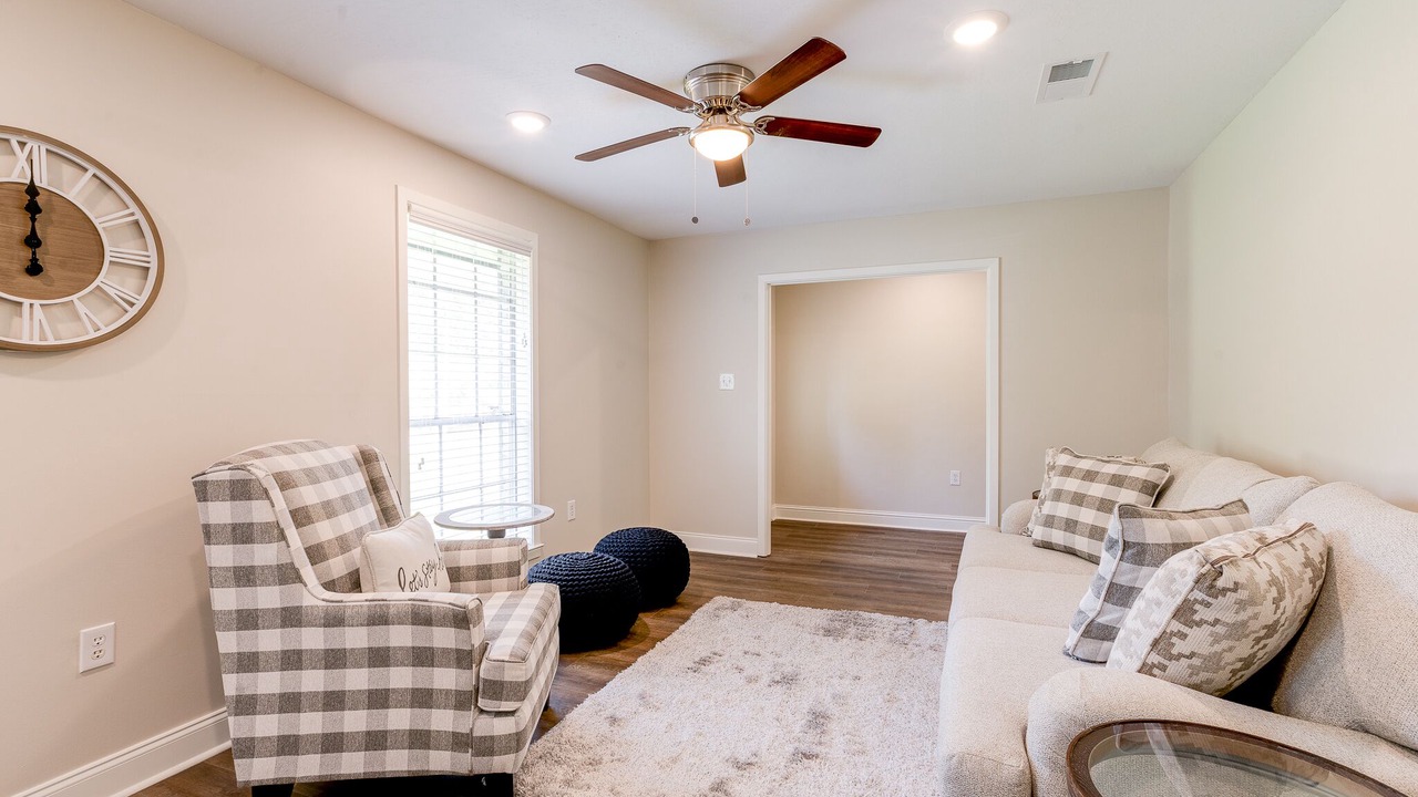 Photo of Livingroom in Hattiesburg