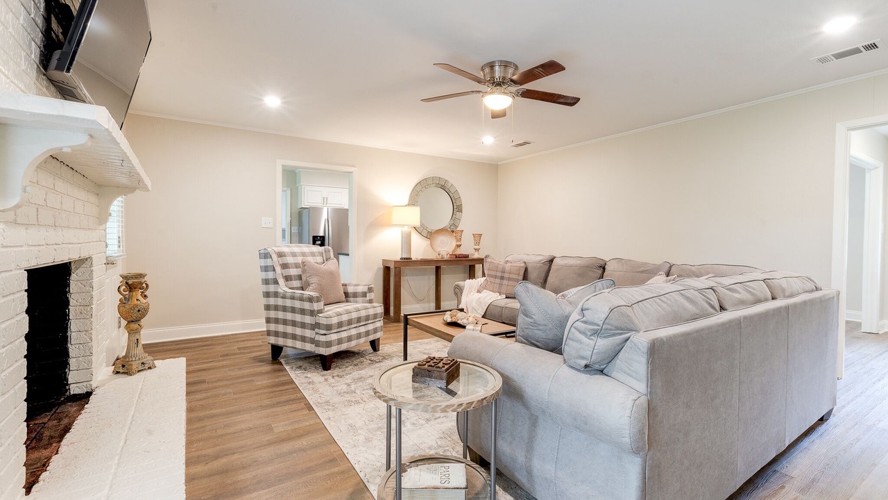 Photo of Livingroom in Hattiesburg