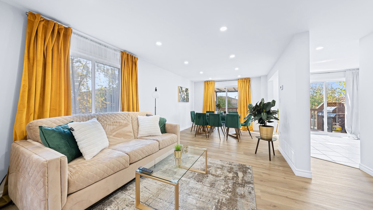 Photo of Livingroom in Barrie