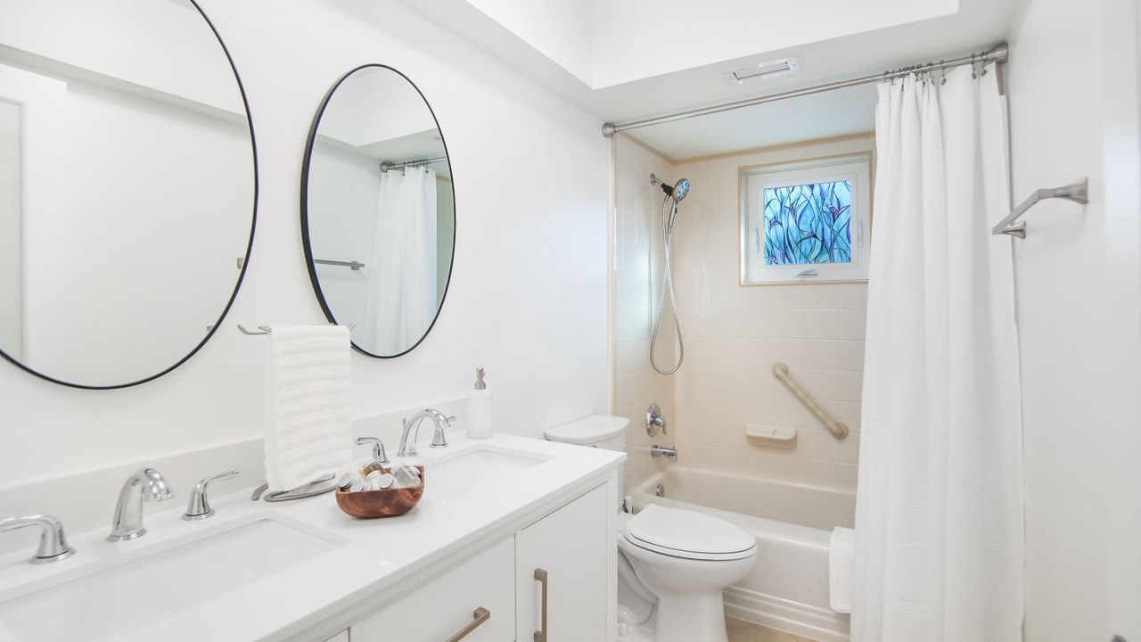 Photo of Bathroom in Plantation